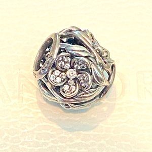 Pandora flower rhinestone charm